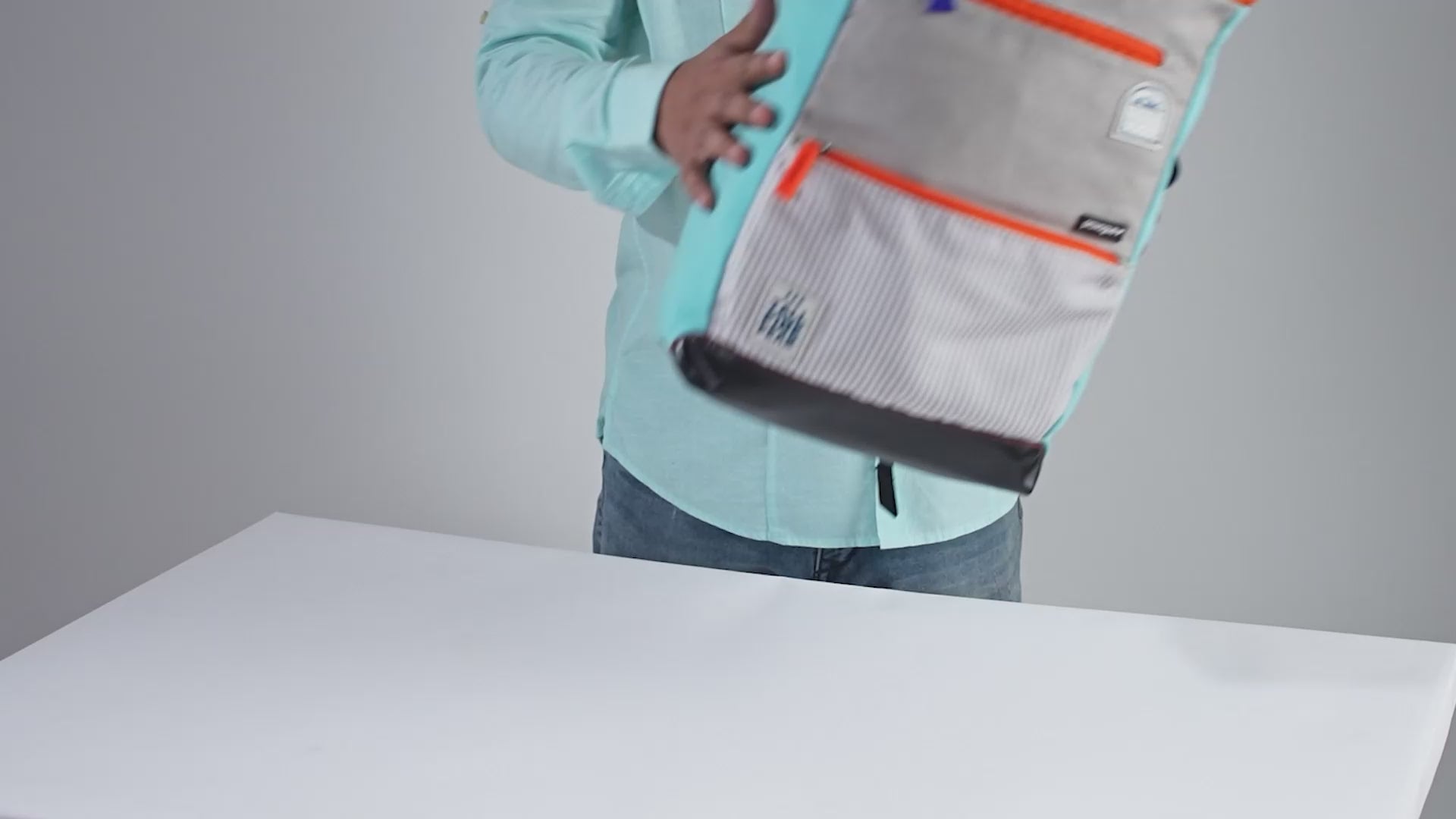 Load video: Cavo Pro 14L Backpack (Camo)
