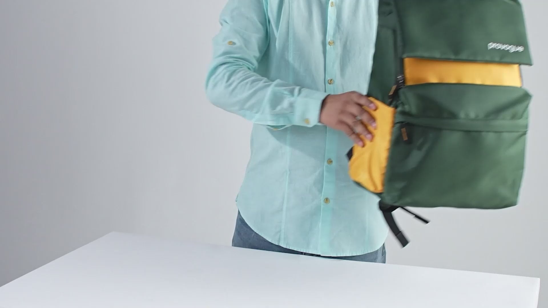 Load video: Plyn 24L Backpack (Byte Blue)
