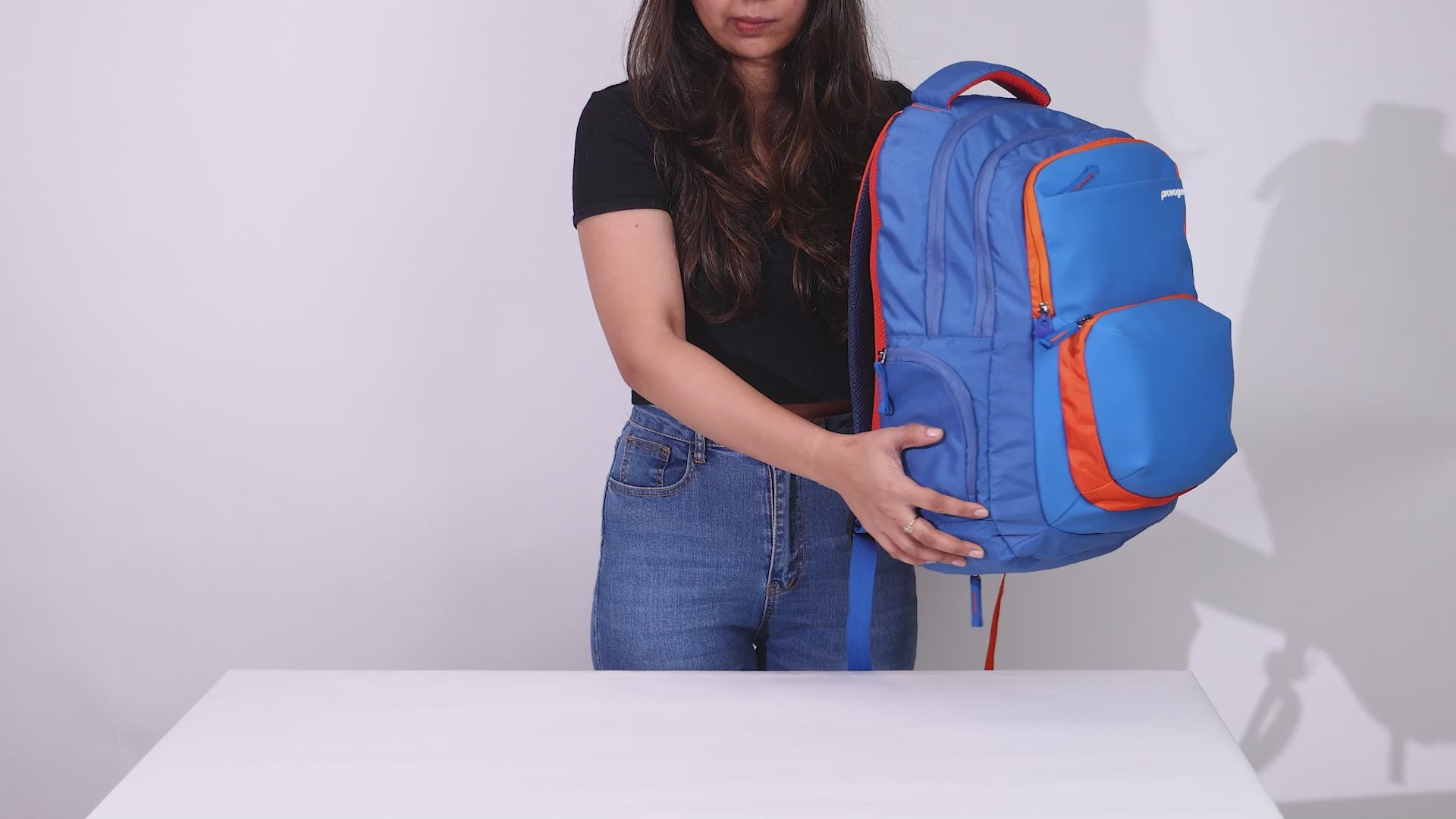 Load video: Pacer Smart Laptop Bag 35L (Midnight Black)